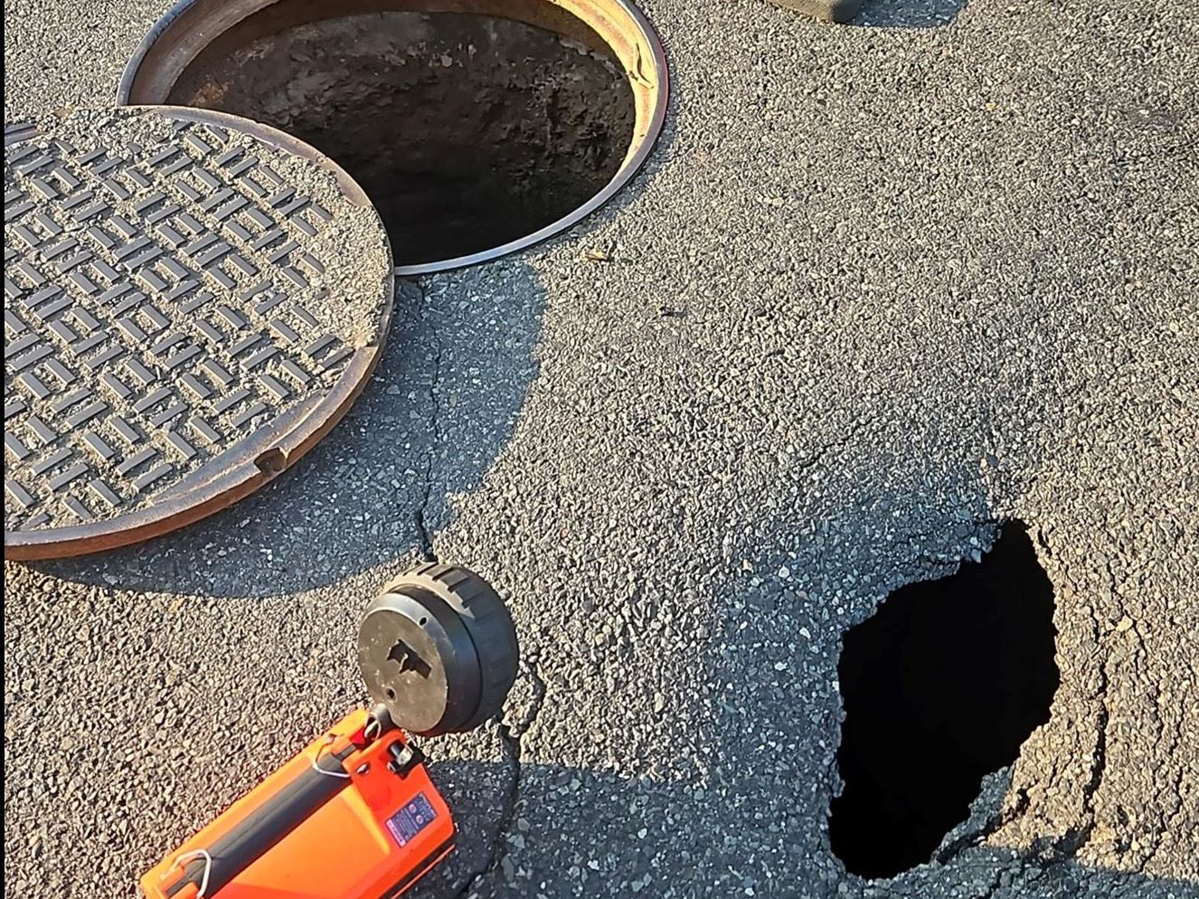 Sinkhole on Broad Street