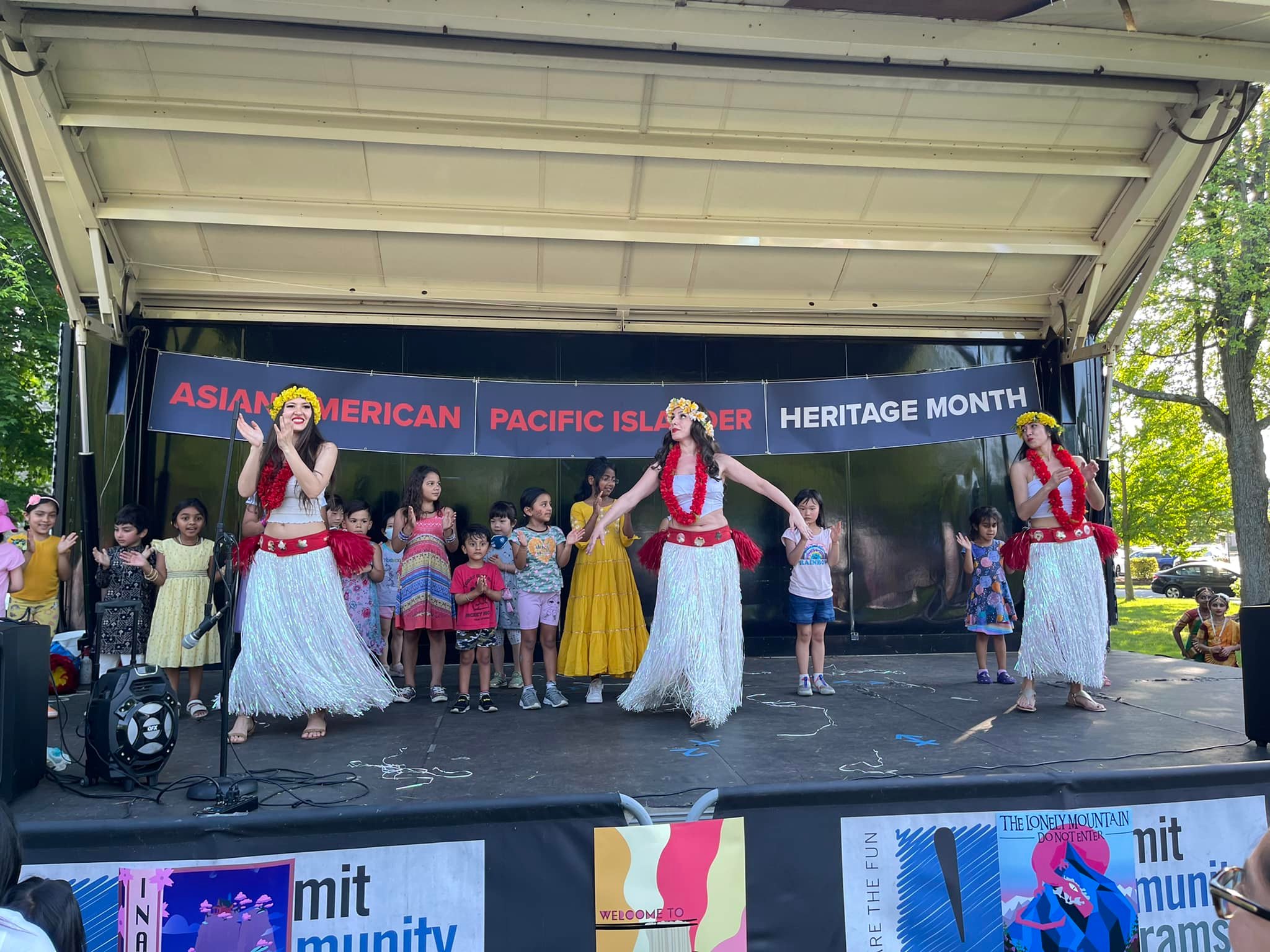 image of women on stage