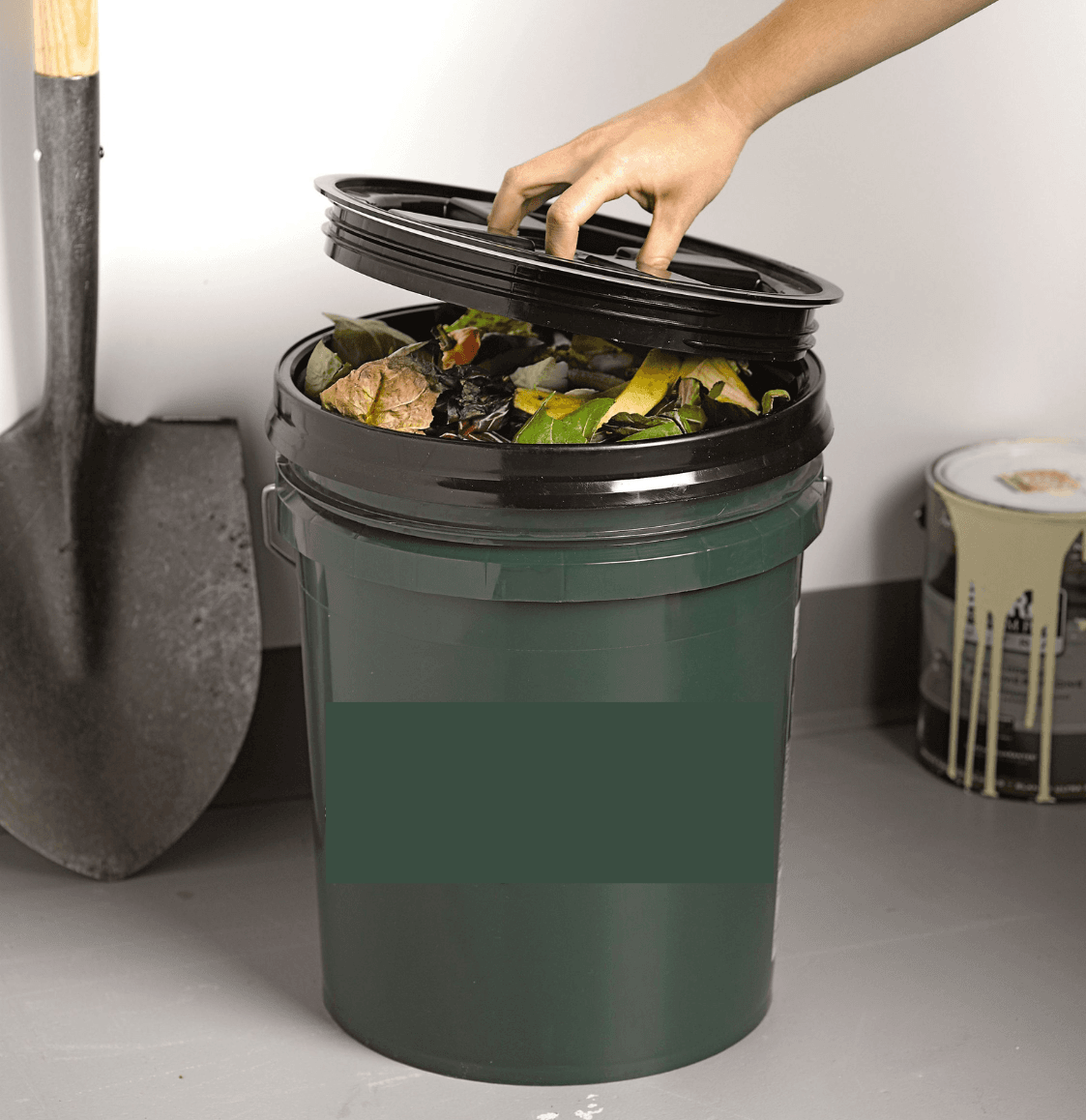 image of compost bucket